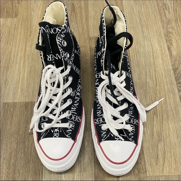 Chuck Taylor All Star~ CONVERSE UNISEX - Picture 1 of 10